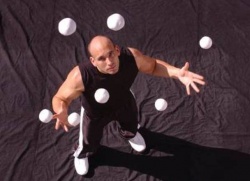 как быстро научиться жонглировать