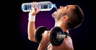 8 причин, чтобы регулярно пить достаточное количество воды